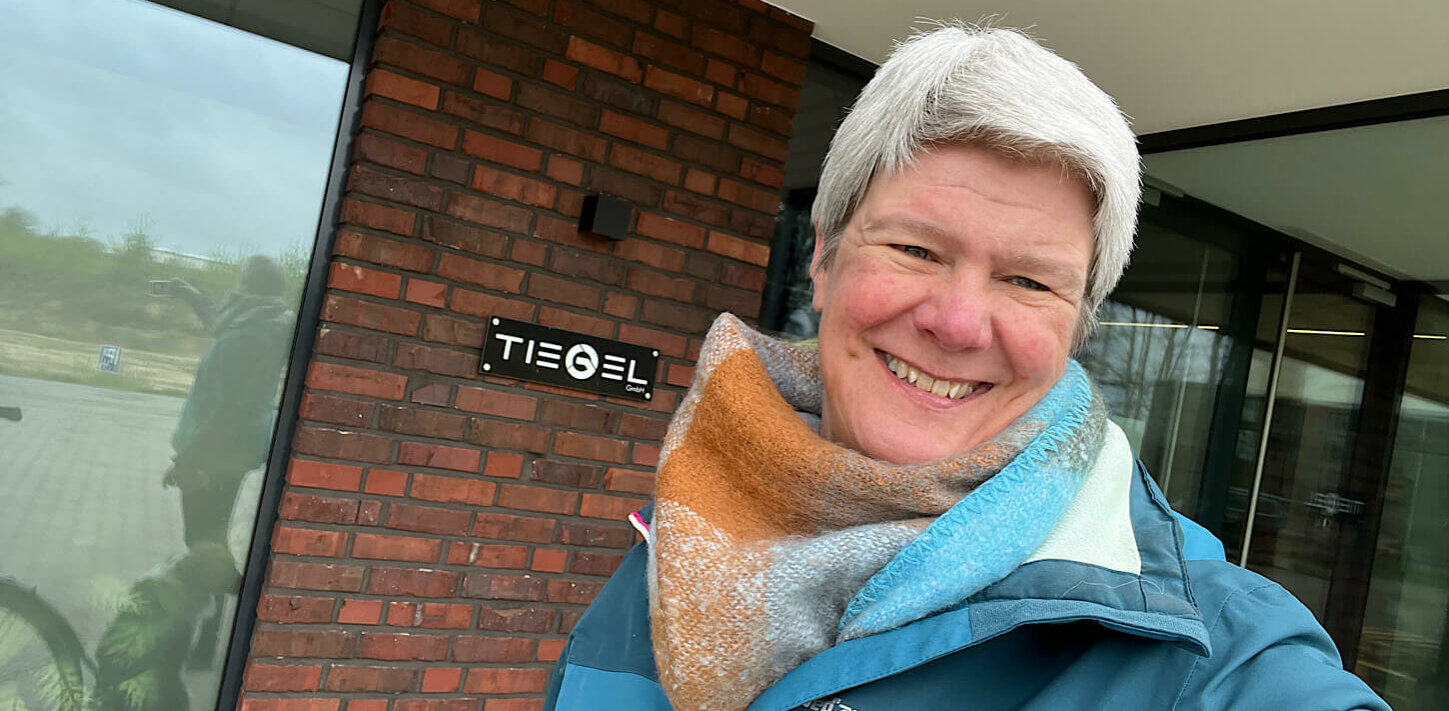 IMG_3508 Das Bild zeigt mich vor dem Fitnessstudio "Tiegel Gym"